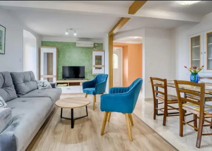 Appartement With Sea View *